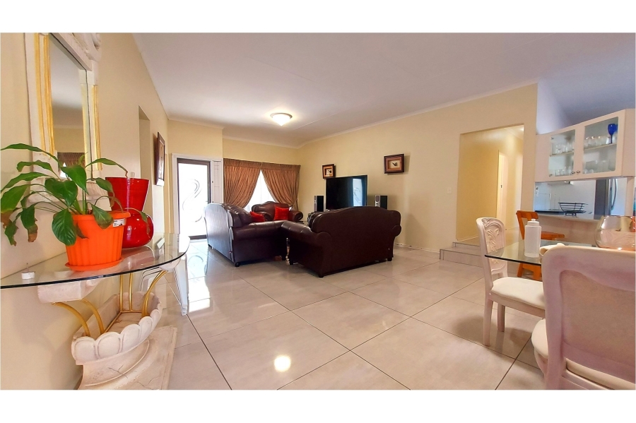 3 Bedroom Property for Sale in Melodie North West